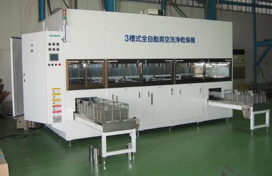 Mesin Pembersih Hidrokarbon Empat Tangki 800kg Aplikasi Industri V Slot Desing Groove