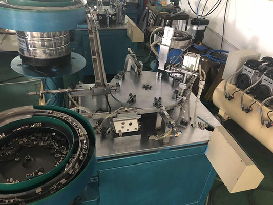 Lemari Pakaian Hydraulic Buffer Intelligent Engling Equipment Assembling 220V
